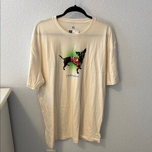 Chihuahua Graphic Tee in Cream